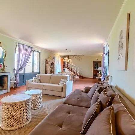 Orlando Villa *