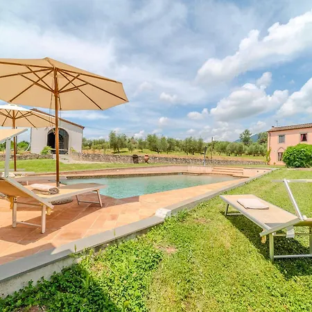 Orlando Lux Con Piscine Private A Lucca By Tuscanywego