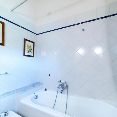 Orlando Lux Con Piscine Private A Lucca By Tuscanywego *